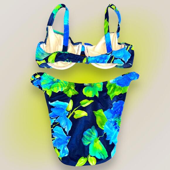 90's Romantic Floral Swimsuit Underwire Matching Bikini Set | Vintage Boho - Picture 3 of 4